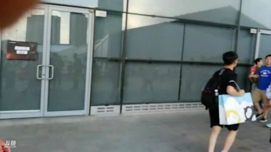 Smlia丶卡布奇诺发布了一个斗鱼视频2019-08-03