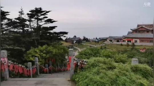峨眉金顶看日出 2019-08-05 06点场