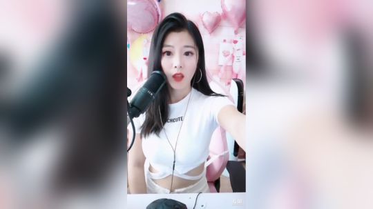 我在斗鱼看可爱christina直播颜值