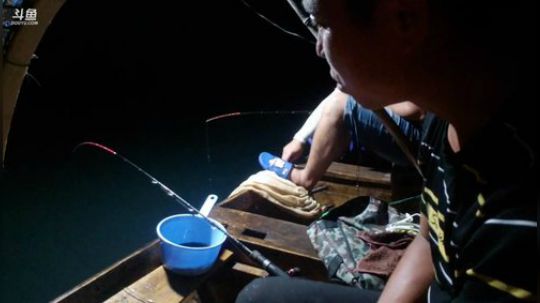 不钓个几十条不霸休 2019-08-08 00点场