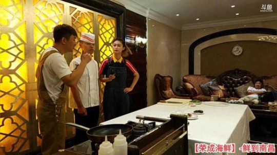 哆啦爱梦梦发布了一个斗鱼视频2019-08-08