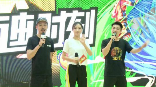 黑板君爱喝酸奶发布了一个斗鱼视频2019-08-12
