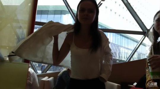 新妹子看看大家是否喜欢。 2019-08-12 16点场