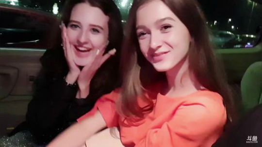 俄罗斯美女陪姐夫庆生日晚会，走起。 2019-08-14 23点场