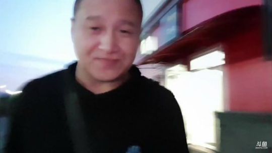 俄罗斯美女陪姐夫庆生日晚会，走起。 2019-08-14 21点场