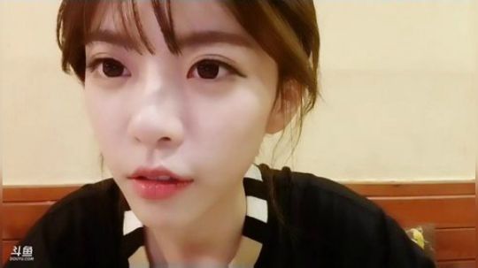 菜菜的瓜皮帽发布了一个斗鱼视频2019-08-16