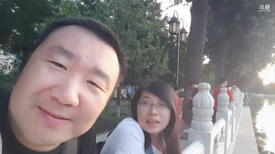 美食行。。桂芳扒鸡 2019-08-17 18点场