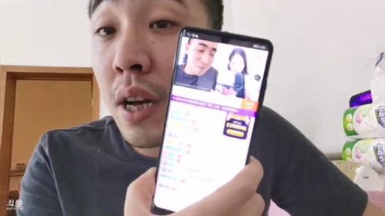 我在斗鱼看无尽无尽的无尽直播美食