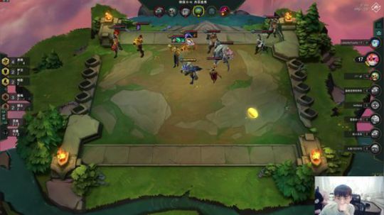 我在斗鱼看即将拥有人鱼线的PDD直播英雄联盟