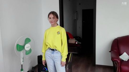 先带美女一起转一下祝大家周末有个好心情。 2019-08-17 18点场