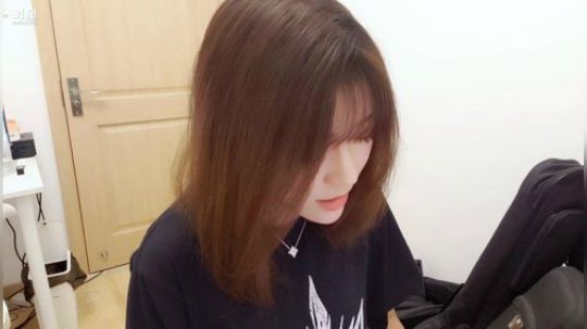 如风的smile发布了一个斗鱼视频2019-08-18