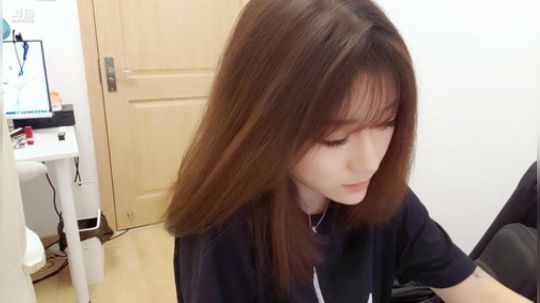 我本善良72发布了一个斗鱼视频2019-08-19