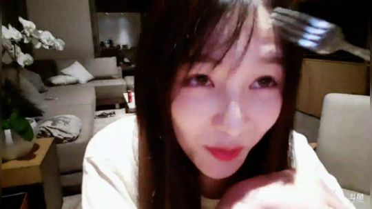 叶知秋:在乌镇 明天回 2019-08-19 22点场