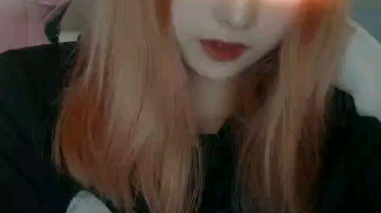 i嘻嘻妹发布了一个斗鱼视频2019-08-20