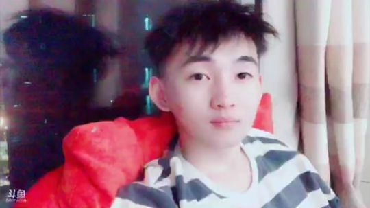 认证号4v96，全图追杀！ 2019-08-14 22点场