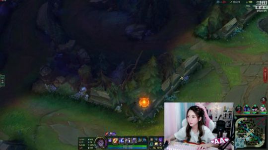 藤一的小幸运发布了一个斗鱼视频2019-08-24