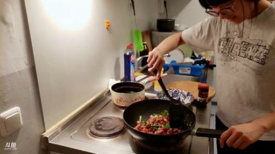 一会儿带你们出去玩 2019-08-23 17点场