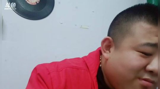 花街灯如昼zz发布了一个斗鱼视频2019-08-25