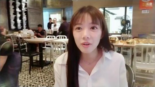 骆歆：周哥带我潇洒 2019-08-25 21点场