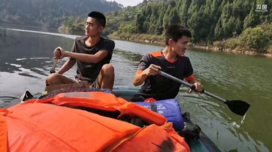 哆啦爱梦梦发布了一个斗鱼视频2019-08-26