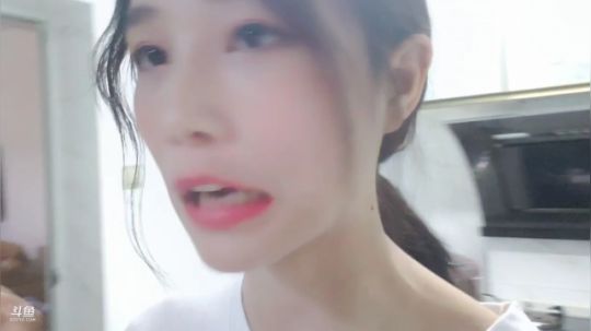 菜菜的瓜皮帽发布了一个斗鱼视频2019-08-28