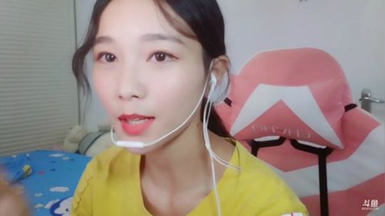 肖淑洁生命中的光和盐发布了一个斗鱼视频2019-08-28