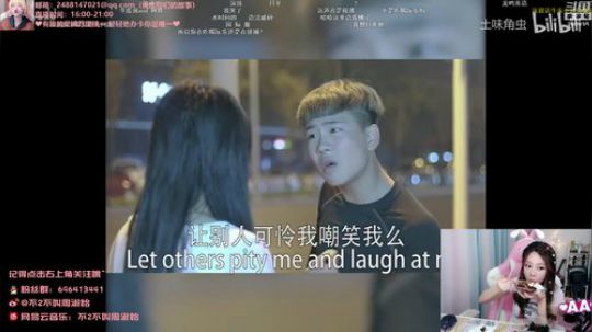 黑板君爱喝酸奶发布了一个斗鱼视频2019-08-28