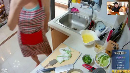 哆啦爱梦梦发布了一个斗鱼视频2019-08-28