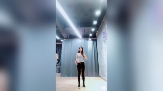 阿华丨Awa丶发布了一个斗鱼视频2019-09-01