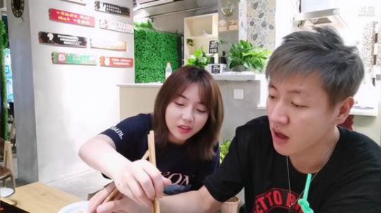 重庆最好吃的火锅店 三味三锅 2019-09-02 16点场