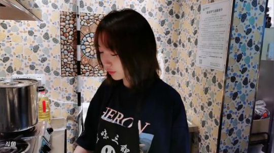 重庆最好吃的火锅店 三味三锅 2019-09-02 14点场