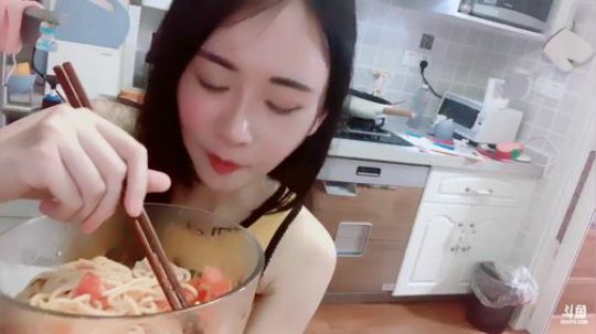 爱喝百事可乐D周星星发布了一个斗鱼视频2019-09-03