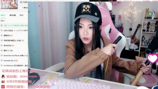 火轮星丶瓜小皮发布了一个斗鱼视频2019-09-04