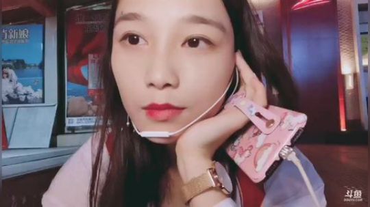 一条猪兒虫OvO发布了一个斗鱼视频2019-09-06