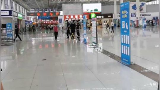 肖淑洁生命中的光和盐发布了一个斗鱼视频2019-09-06