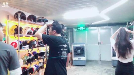 我在斗鱼看DL丶拖米直播王者荣耀