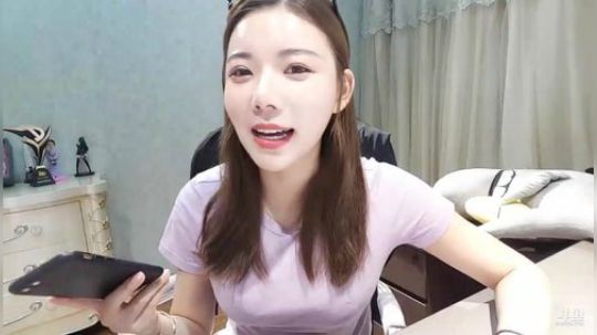 小姨子：我今天傻傻的 2019-09-08 19点场