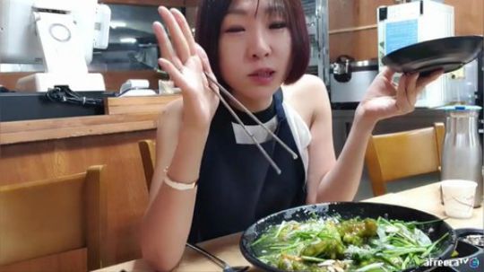 - BJ水晶的食物地图 - 韭菜糖醋肉是重点喔！