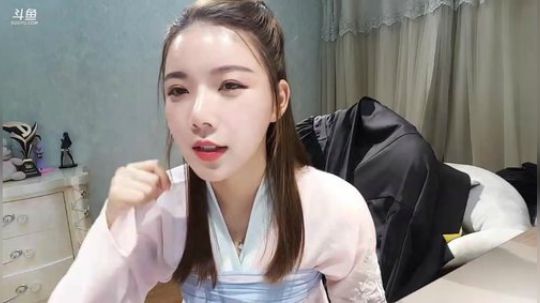小姨子：今天没有老师的造型亚 2019-09-10 19点场
