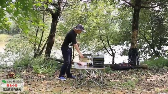 August丶21th发布了一个斗鱼视频2019-09-10