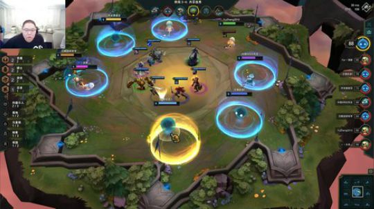 我在斗鱼看即将拥有人鱼线的PDD直播英雄联盟