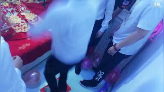 苏老S 快乐 今天朋友结婚 哈哈 2019-09-08 10点场