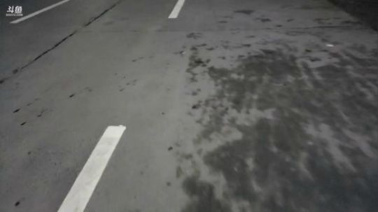我在斗鱼看火力堂主直播户外