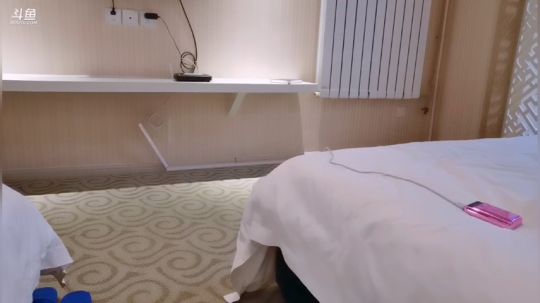 谢谢今晚陪着我的人