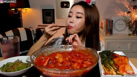 【Dorothy】 辣炖鸡肉宽粉