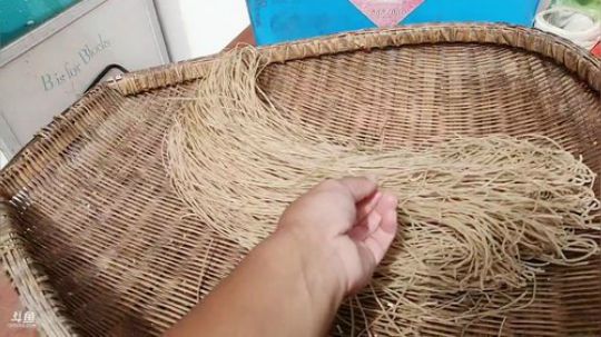 科头溜子发布了一个斗鱼视频2019-09-19