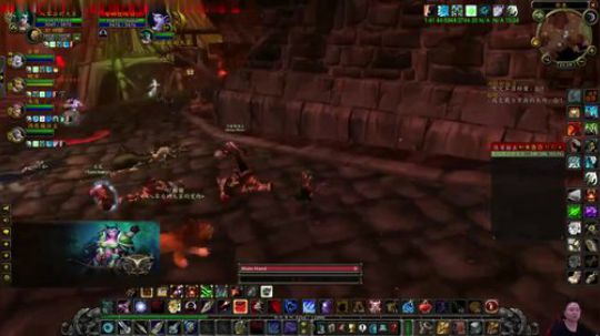 魔兽世界怀旧服：法师大喊轻点！但是队友还是把他杀了，笑疯了