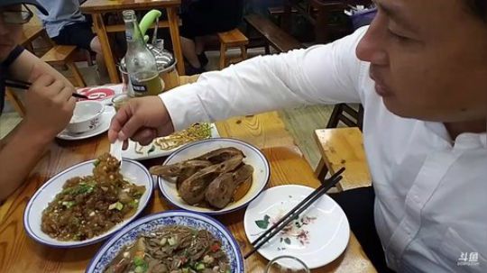丿Good丶发布了一个斗鱼视频2019-09-21