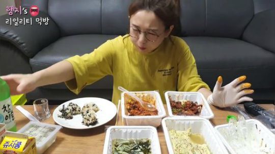 【Hamzy】 麻辣鸡爪紫菜饭团+喝烧酒