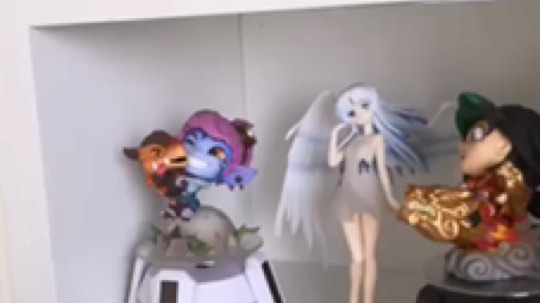 请叫我呸呸呸丶发布了一个斗鱼视频2019-09-22